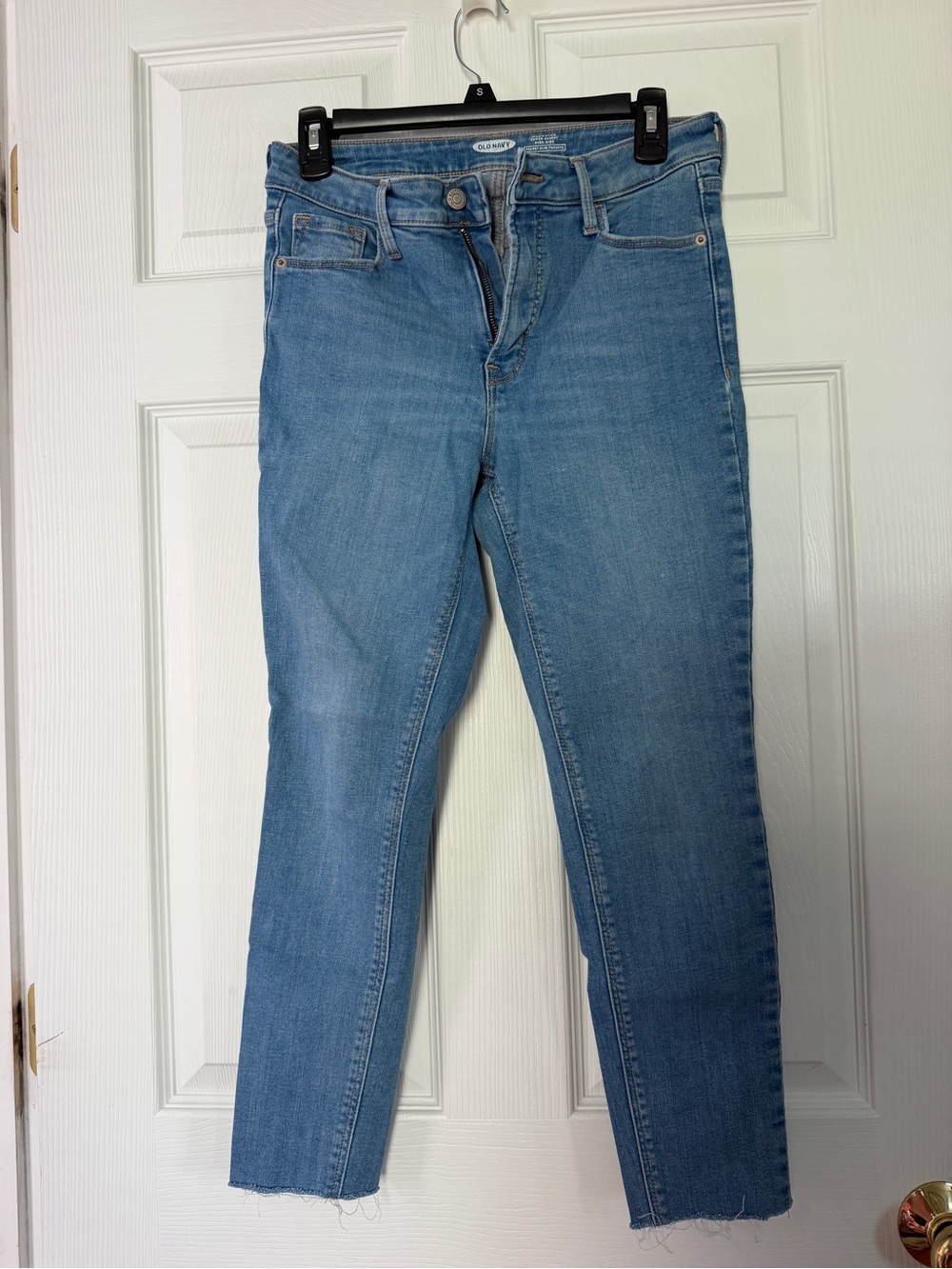 Old Navy Light Blue Cropped Ankle Jeans